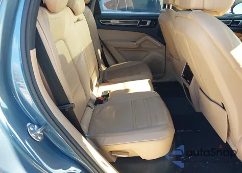 2019 Porsche Cayenne z USA, uszkodzony, nr VIN WP1AA2AY7KDA00718